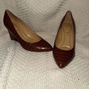 Nine West Brown Wedge Shoes with Pointed Toe